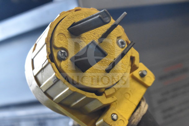 Hobart 4246 HD commercial meat grinder plug, 208V, 3-phase, yellow, secure screws, industrial design.