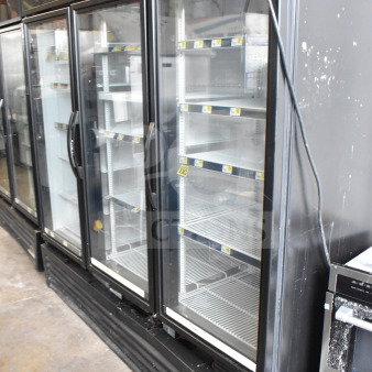 2019 True GDM-72F-HC commercial 3-door freezer, black finish, clear glass doors, tested and working, voltage: 115/208-230V.