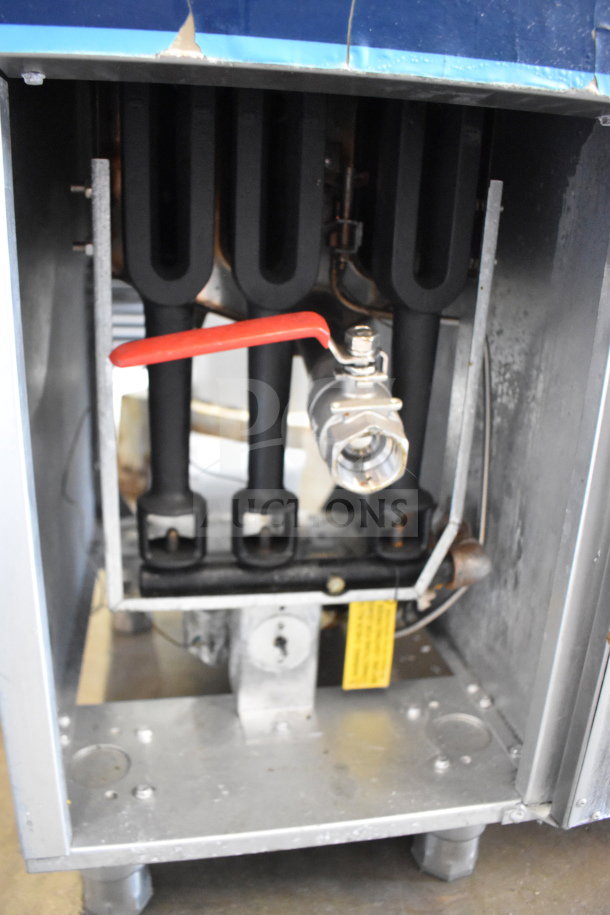 Blue Flame BFF-40-NG commercial natural gas fryer, 90,000 BTU, internal components visible, good condition.