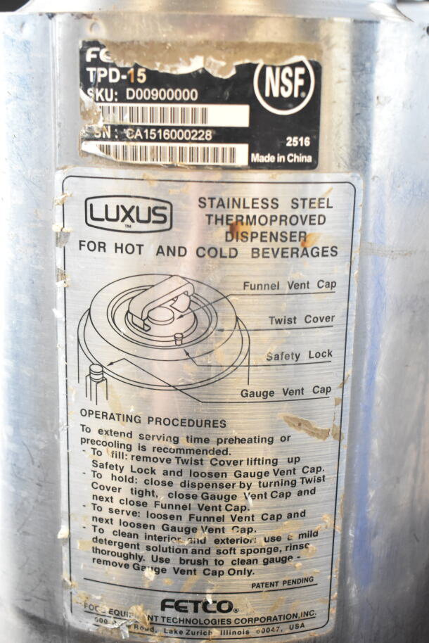 Fetco TPD-15 Luxus beverage dispenser label detailing operating procedures and specifications for hot and cold drinks.