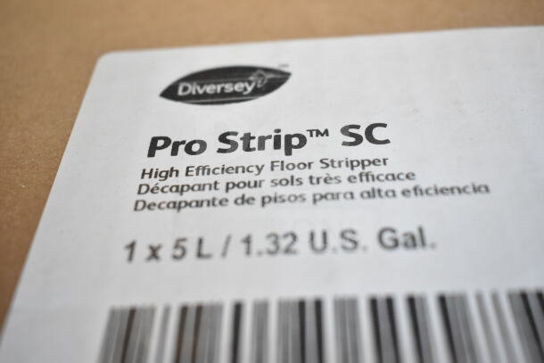 Diversey Pro Strip SC label; high-efficiency floor stripper, 5L/1.32 U.S. Gal capacity, barcode visible.