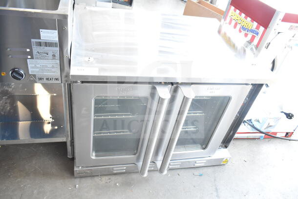 BRAND NEW MainStreet 541FEC1C Convection Oven, single deck, electric, with legs, 208 volts, 3/1 phase, slight cosmetic flaws.