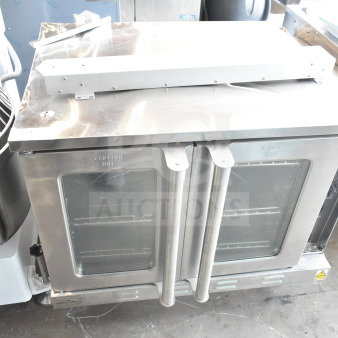 BRAND NEW MainStreet 541FEC1C convection oven, 208V, single deck, full size. Visible "Caution Hot" markings.