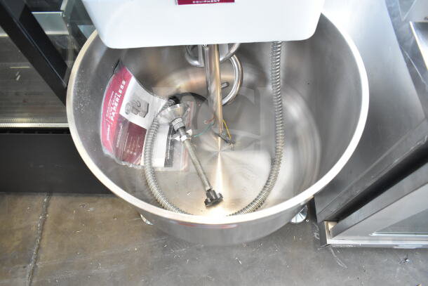 Estella 348SM80 spiral dough mixer, 80 Qt., 116 lb. capacity, brand new condition, includes manual inside bowl.