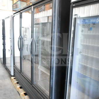 2016 True GDM-72-LD 3-door commercial cooler. Black finish, glass doors, shelves visible inside. 115V, 1 Phase.