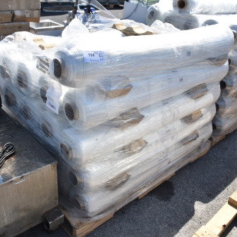 21 FG-W0005-04 Stretch Film Collection Bag Roll on pallet, 52,44,70 dimensions, 150 rolls, labels show auction details.