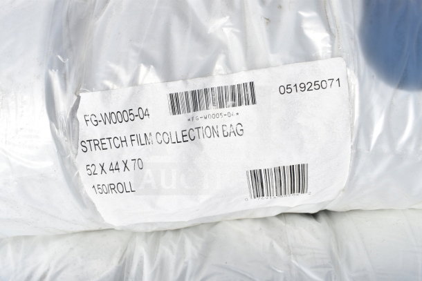 FG-W0005-04 stretch film collection bag roll with dimensions 52x44x70, labeled for 150 bags per roll, barcode visible.