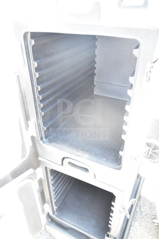 BRAND NEW CaterGator black insulated food pan carrier, 5 full-size pan capacity, model 215PANCAR5BK, minor dents visible.