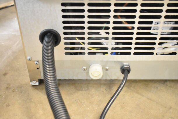 2023 Vevor P70-408.V1s commercial ice machine, showing rear with power and drainage connections, 110V, 1 phase.