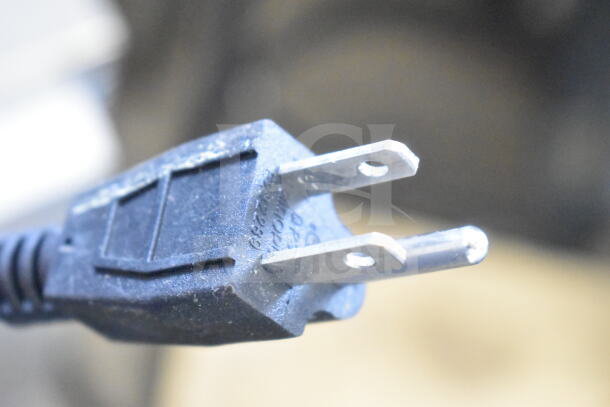 Close-up of a standard two-prong power plug for Vevor P70-408.V1s Ice Machine, 110V, 1 Phase.