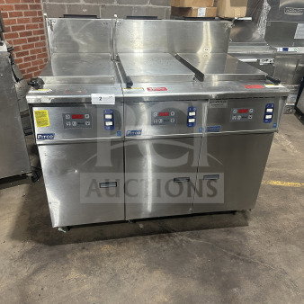 Pitco SRTG 3-bay stainless steel pasta cooker/rethermalizer on casters, natural gas powered, 115V, with backsplash.