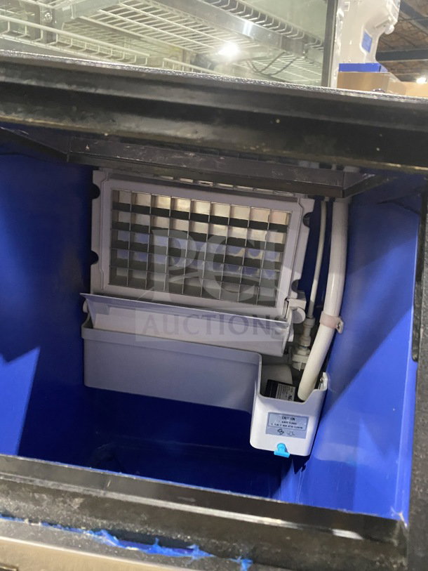 Vevor Commercial Stainless Steel Ice Machine, Model BY90PF, digital controls, cube style, 110V, excellent condition.