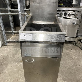 Pitco Frialator commercial stainless steel deep fat fryer, natural gas powered, with backsplash, basket hanger, on legs.