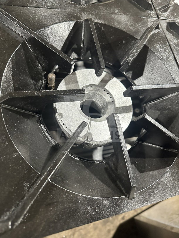L&J Bunn stainless steel gas 4-burner countertop hot plate, close-up of one burner, excellent condition.