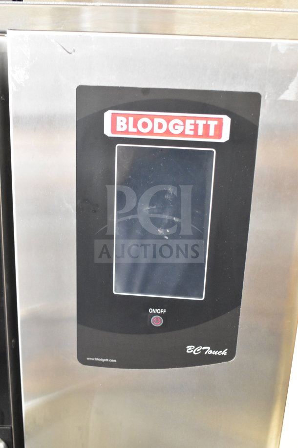 Brand new Blodgett BLCT-101H commercial combi convection oven, 208V, 3 phase, slight scratch on panel, BC Touch control.