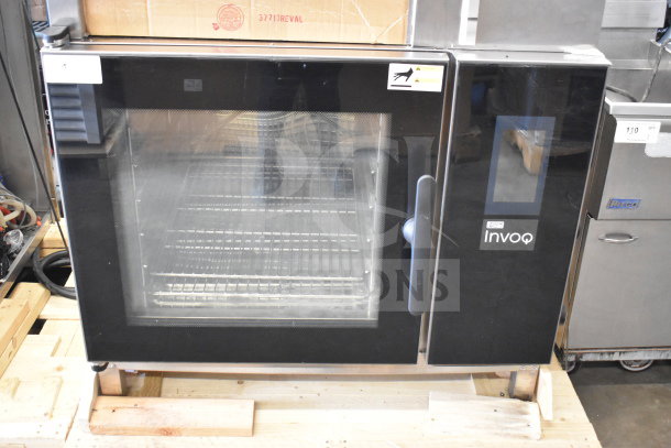 BRAND NEW Blodgett Invoq Combi Convection Oven, slight scratches and dents, includes racks, commercial-grade appliance.