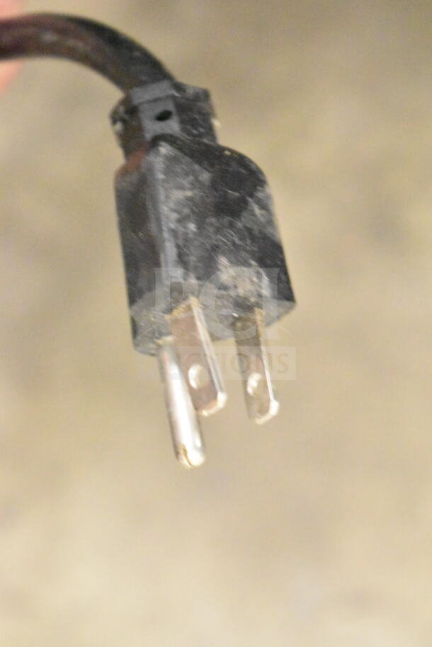 Close-up of a power plug for the Hoshizaki KM-151BAH commercial undercounter ice machine, 115V, 1 phase.