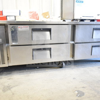 Everest Commercial 4 Drawer Chef Base on Casters, stainless steel, 115V, 1 Phase, with branding and service labels visible.
