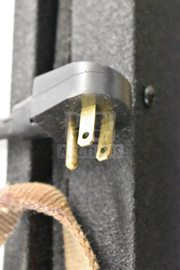 Close-up of a power plug for Glastender ND72-R1-BN commercial back bar cooler, 115 volts, 1 phase.