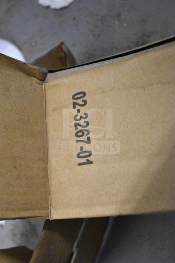 BRAND NEW 2026 Scotsman B948S 48" Ice Bin, 893 lbs capacity. Scratch and dent condition. Visible marking: "02-3267-01."