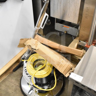 Brand new Lavex 978LAVP20A 20" rotary floor cleaner, single speed, 175 RPM. Features some packaging damage.