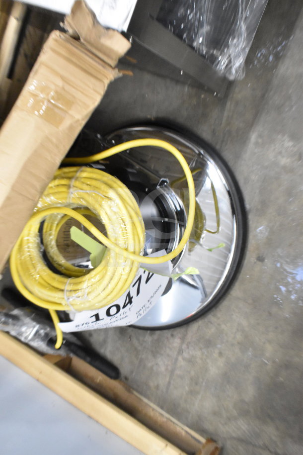 Brand new Lavex 978LAVP20A rotary floor cleaner, 20", 175 RPM, with yellow cord. Scratch and dent condition.