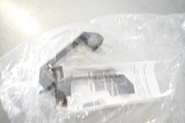 Brand new Avantco 177PG400S commercial dual panini sandwich grill, smooth plates, 19 5/8" x 9 1/8" surface, 120V.