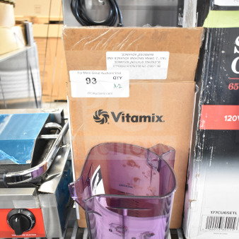 2 BRAND NEW SCRATCH AND DENT! Vitamix 60047 Advance 32 oz. Purple Deluxe Tritan™ Copolyester Blender Jar for Vitamix Blenders. 2 Times Your Bid!