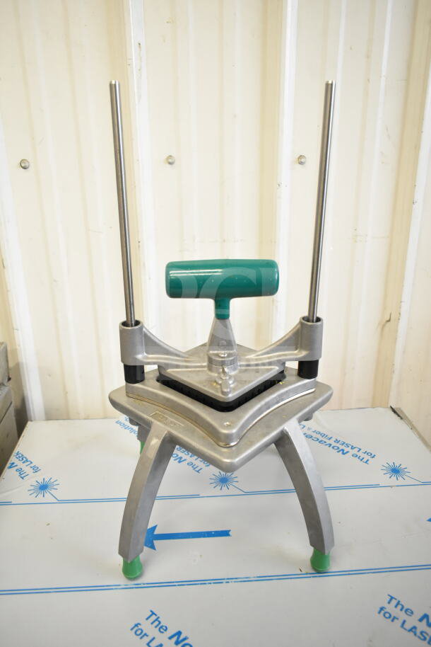 BRAND NEW SCRATCH AND DENT! 181XLDC38 Garde XL 3/8" Heavy-Duty Large Vegetable Dicer with metal frame and green handle.
