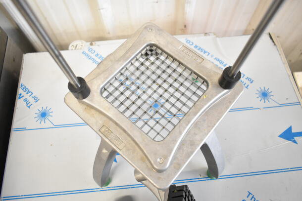 Brand new Garde XLDC38 3/8" heavy-duty vegetable dicer, with visible "Garde" label. Scratch and dent condition.
