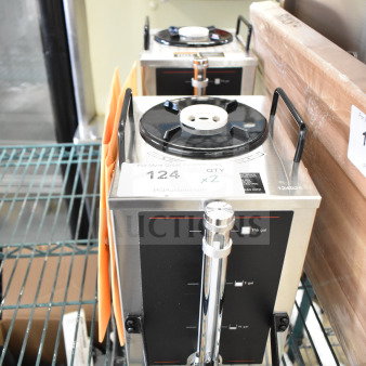 Brand new Bunn 20950.0004 1.5GPR-FF coffee server, 1.5-gallon, with handles, fast flow faucet, scratch and dent condition.