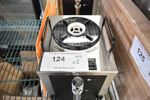 Bunn 20950.0004 1.5GPR-FF Coffee Server, new, portable 1.5 gal, top handles, fast flow faucet, slight scratches.