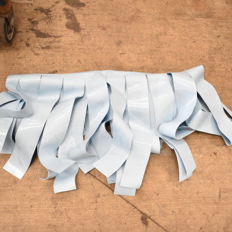 Brand new Hobart 00-948729 splash curtain, 4-ply, with light scratch marks. Durable and ideal for commercial use.