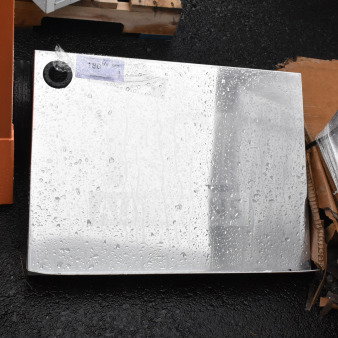 BRAND NEW SCRATCH AND DENT wall shelf with minor surface scratches, visible label "180/$".