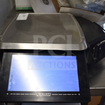 2017 Hobart HTi-7LH26 food portioning scale, touchscreen display, labeled "Hobart." Tested, working, commercial-grade.