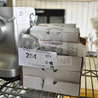 Boxes of 19 brand new scratch and dent items, including Choice Windsor stainless steel bouillon spoons, 5 7/8".