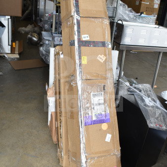 BRAND NEW Avantco 17831038 Evaporator Coil for DLC82/DDLC-84, in original packaging with "Fragile" and "Do Not Repack" labels.