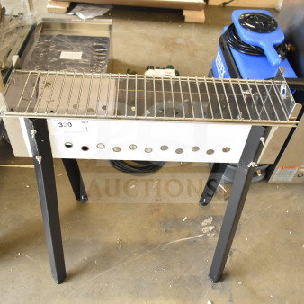 BRAND NEW SCRATCH AND DENT! Backyard Pro KEBAB-26 25 5/8" Stainless Steel Charcoal Kebab Grill