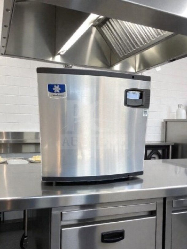 Manitowoc IY0524A-161 ice machine, stainless steel, air-cooled, half dice production, NSF/UL listed, tested operational.