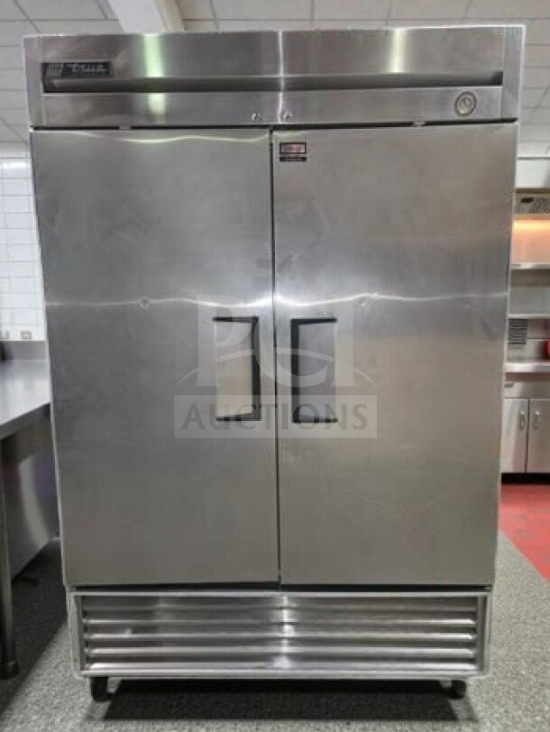 True T-49-HC 54" reach-in refrigerator, stainless steel, 2 solid doors, 49 Cu. Ft., excellent condition, NSF/UL listed.