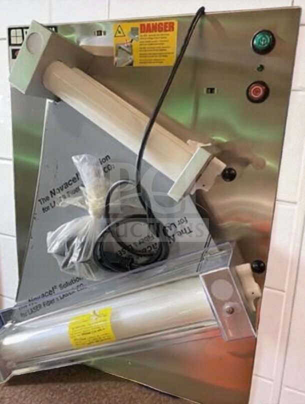 Brand new Doyon DL18DP countertop dough sheeter, 2 angled rollers, sheets up to 17", NSF/ETL listed, fully tested, 120V.