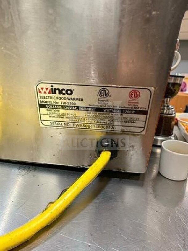 Winco FW-S500 stainless steel countertop food warmer, excellent condition, model FW-S500, 120V/1 Phase, tested and working.