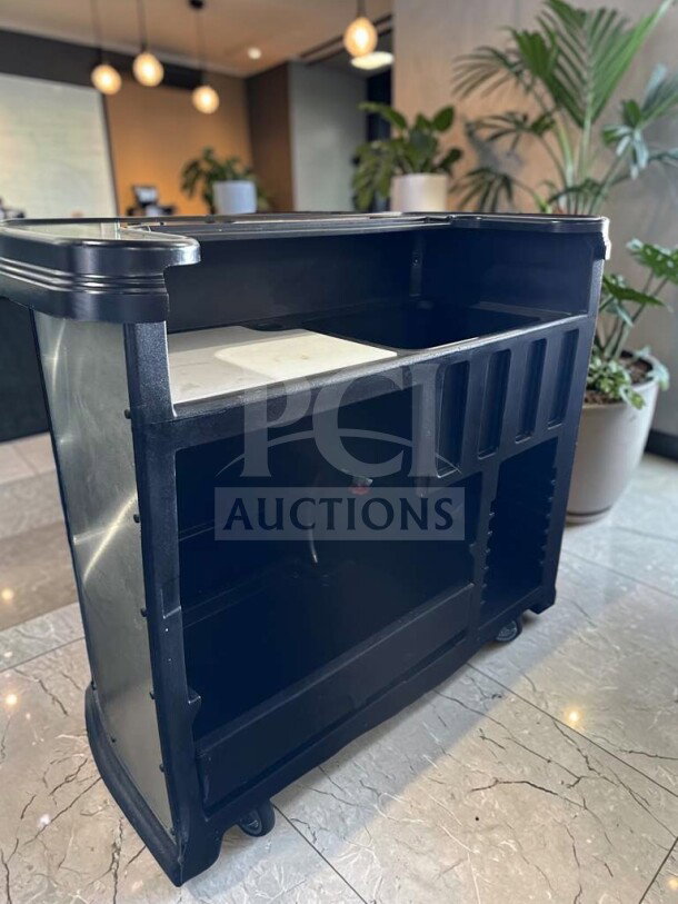 Cambro BAR540110 Cambar® portable bar in black, top-tier condition, with ice bin. 55” commercial beverage station, fully tested.