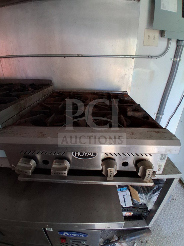 24FT D&A Custom Mobile Kitchen, 2019 model. Features a Royal stove, stainless construction, well-maintained condition.
