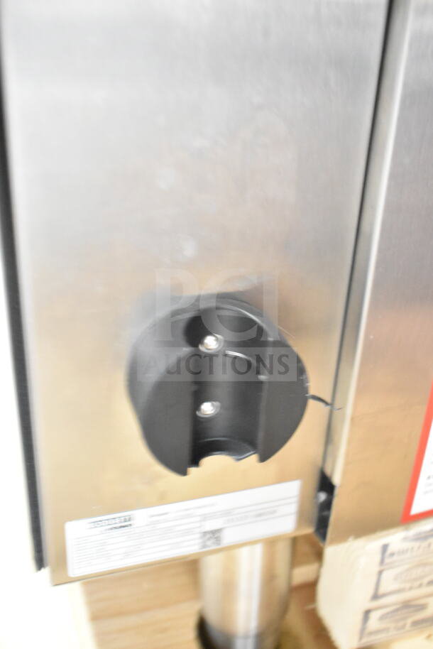 2023 Blodgett Invoq Hybrid 6-2/1GN commercial oven, electric, stainless steel, new with scratches, 208-240V, 3-phase.