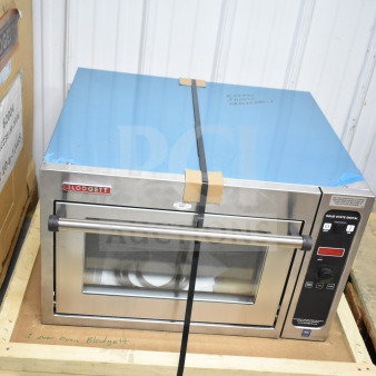 Brand new Blodgett 1415 commercial electric countertop pizza oven. 208V, 3-Phase. Scratch and dent condition.