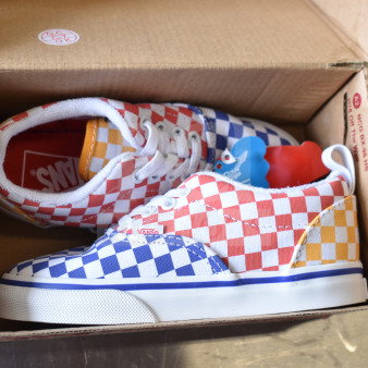 Vans Era Elastic Lace Tri Checkerboard Shoes, size 9, in box. Features red, blue, yellow checkered pattern. New condition.