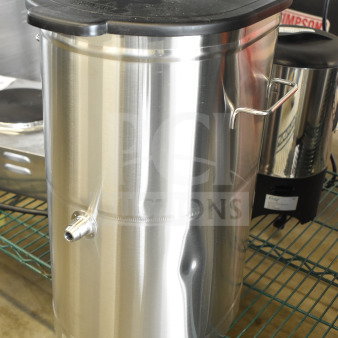 Bunn 34100.0000 TDO-4 4 Gallon Iced Tea Dispenser, brand new, minor scratches, stainless steel, black lid, Bunn logo.