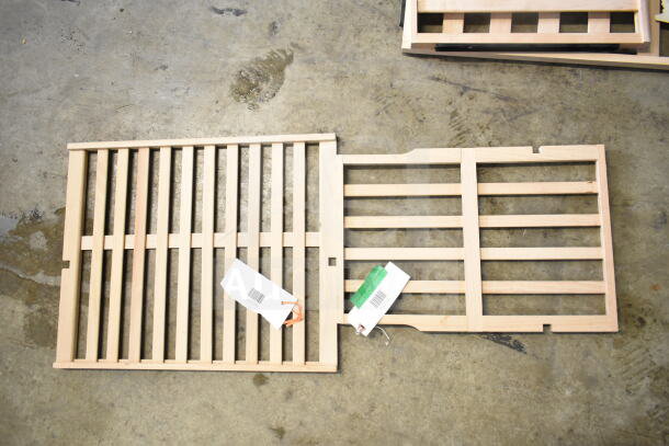 Brand new wood shelves and basket from AvaValley, featuring visible tags. Ideal for WBRC-32-DZ and BRC-84-SZ models.