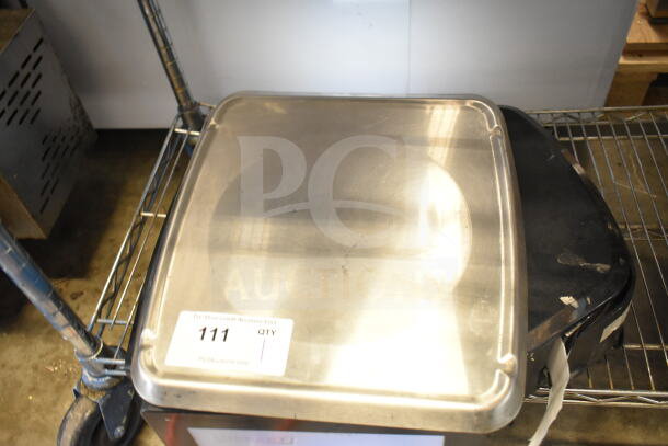 2016 Hobart HTi-7LH Commercial Scale, stainless steel, tested and working, 120/208-240V, 1 Phase, countertop model.